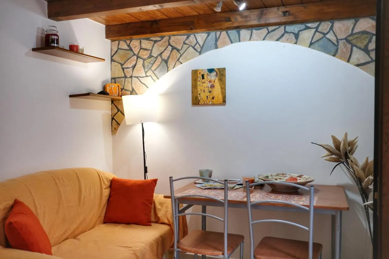 casa vacanze Iside Villa Termini Imerese Italia