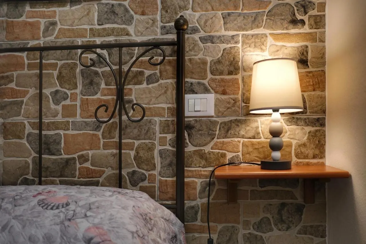 casa vacanze Iside Villa Termini Imerese 0*,  Italia